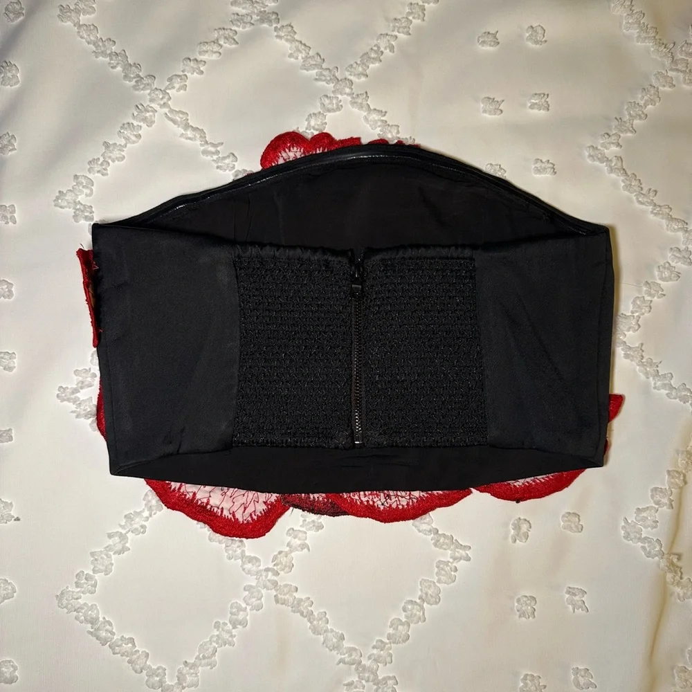 Alice + Olivia Black Top with Red Floral Design - Picture 3 of 7